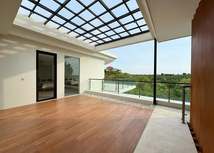 Nazeki Uluwatu